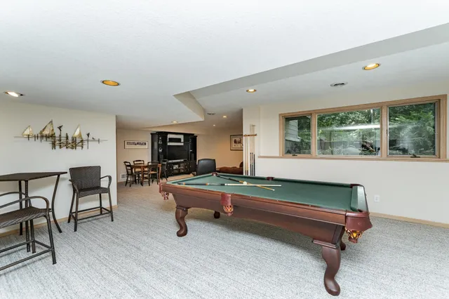 $898,000 | 3324 Fox Hollow Lane Southwest, Rochester, MN 55902