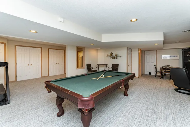 $898,000 | 3324 Fox Hollow Lane Southwest, Rochester, MN 55902