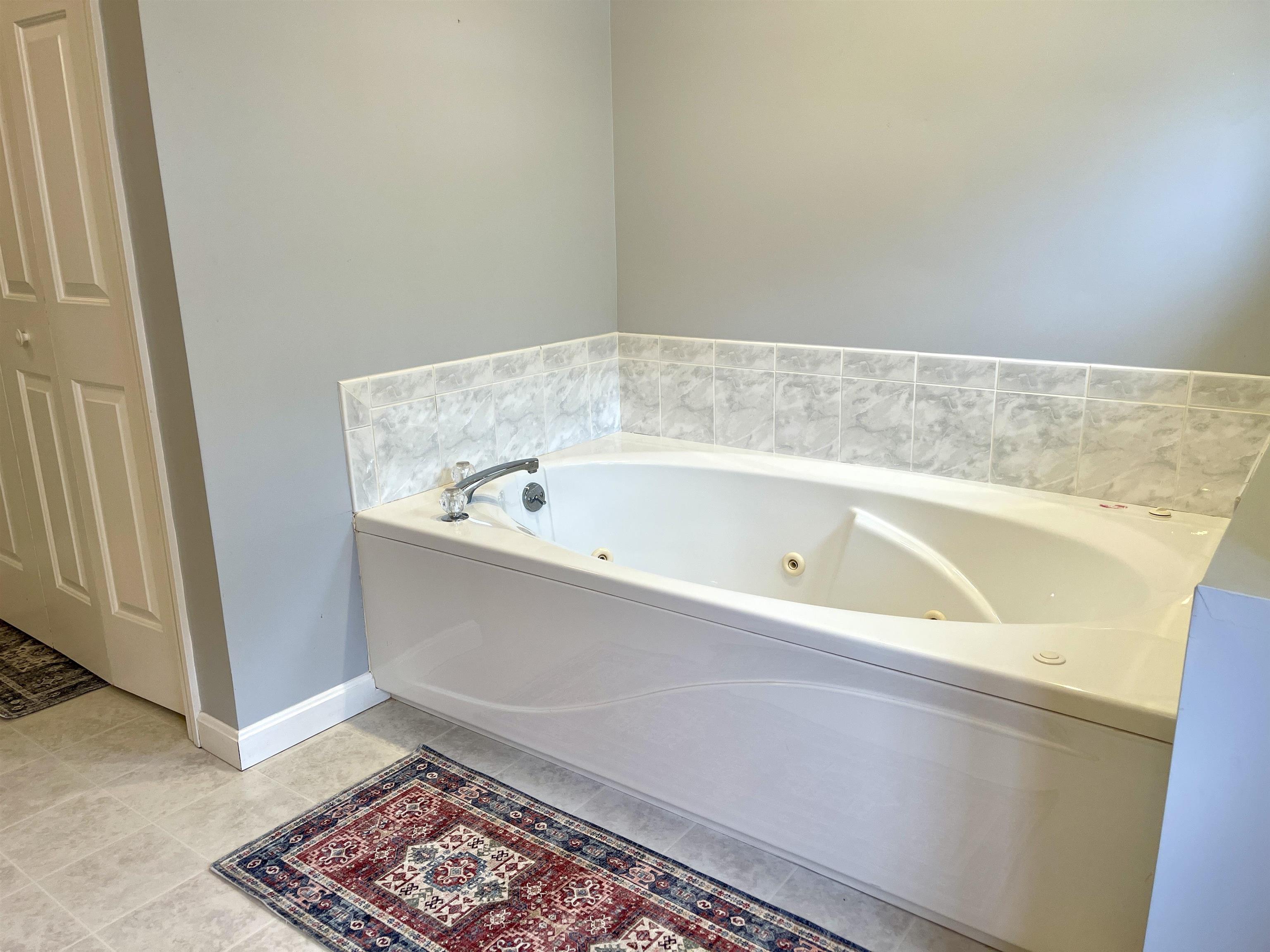 10 Absalom Lane Hollis, NH 03049 - Photo 26 of 38