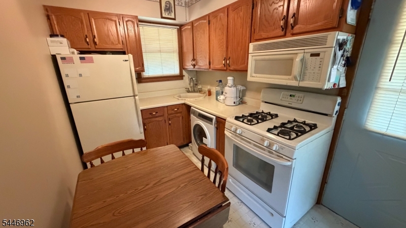 112 Allerton Road Annandale, NJ 08801 - Photo 48 of 50