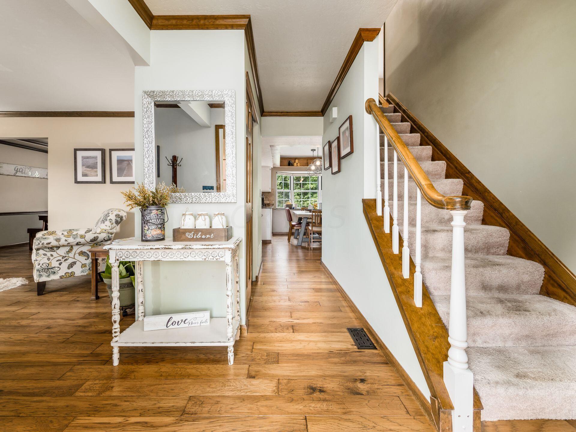 122 Ravine Road Powell, OH 43065 - Photo 5 of 42 Entry