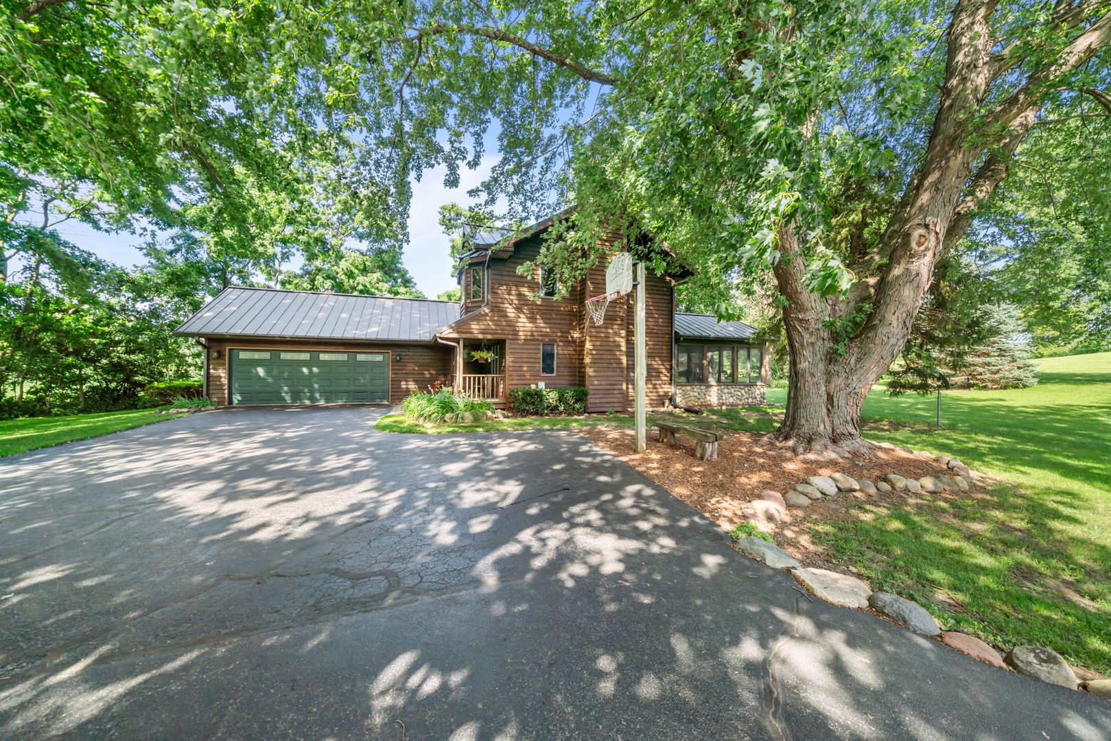 8411 North Kilbuck Road Monroe Center, IL 61052 - Photo 2 of 51