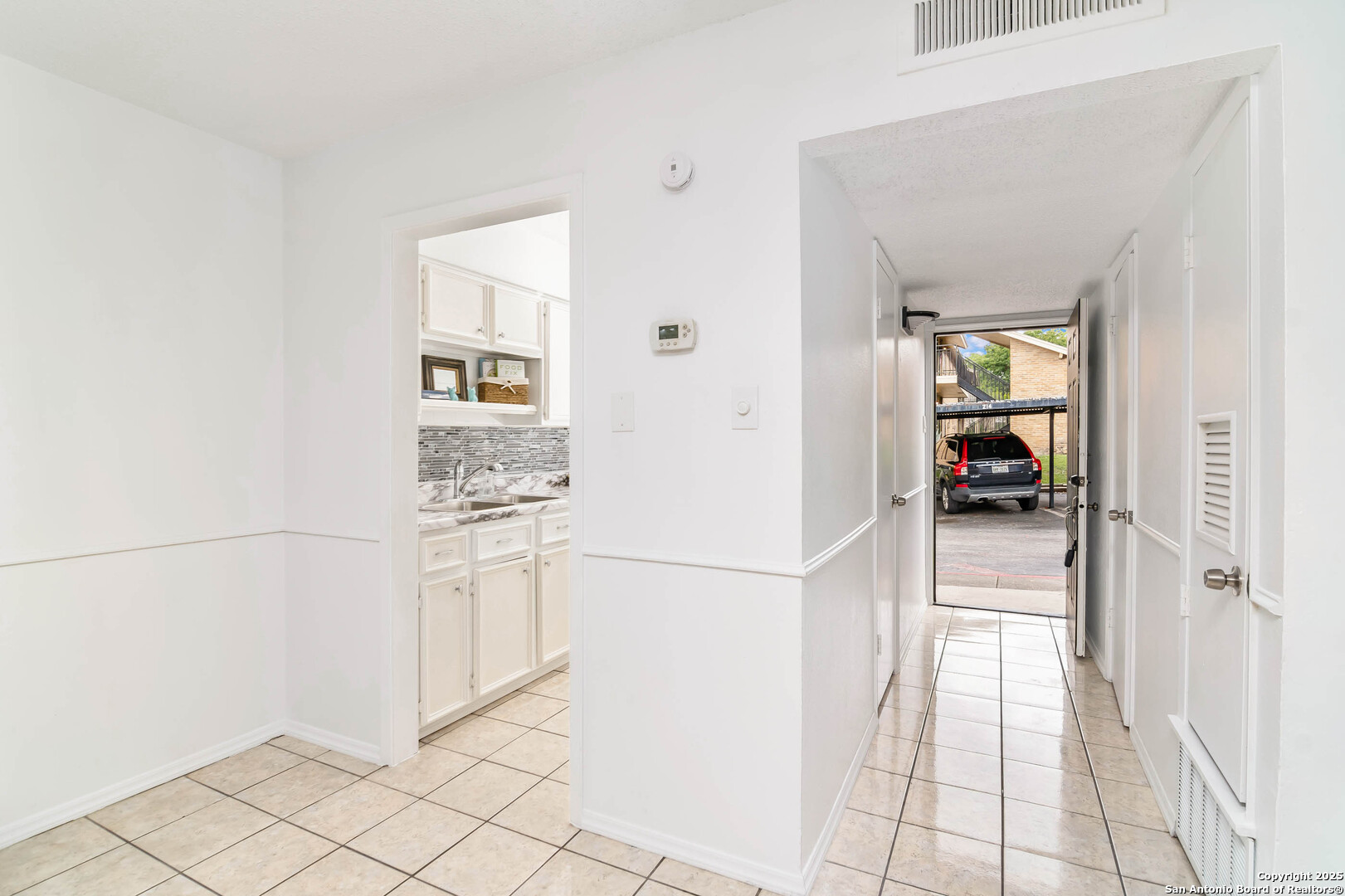 911 Vance Jackson Road, Unit A San Antonio, TX 78201 - Photo 5 of 20