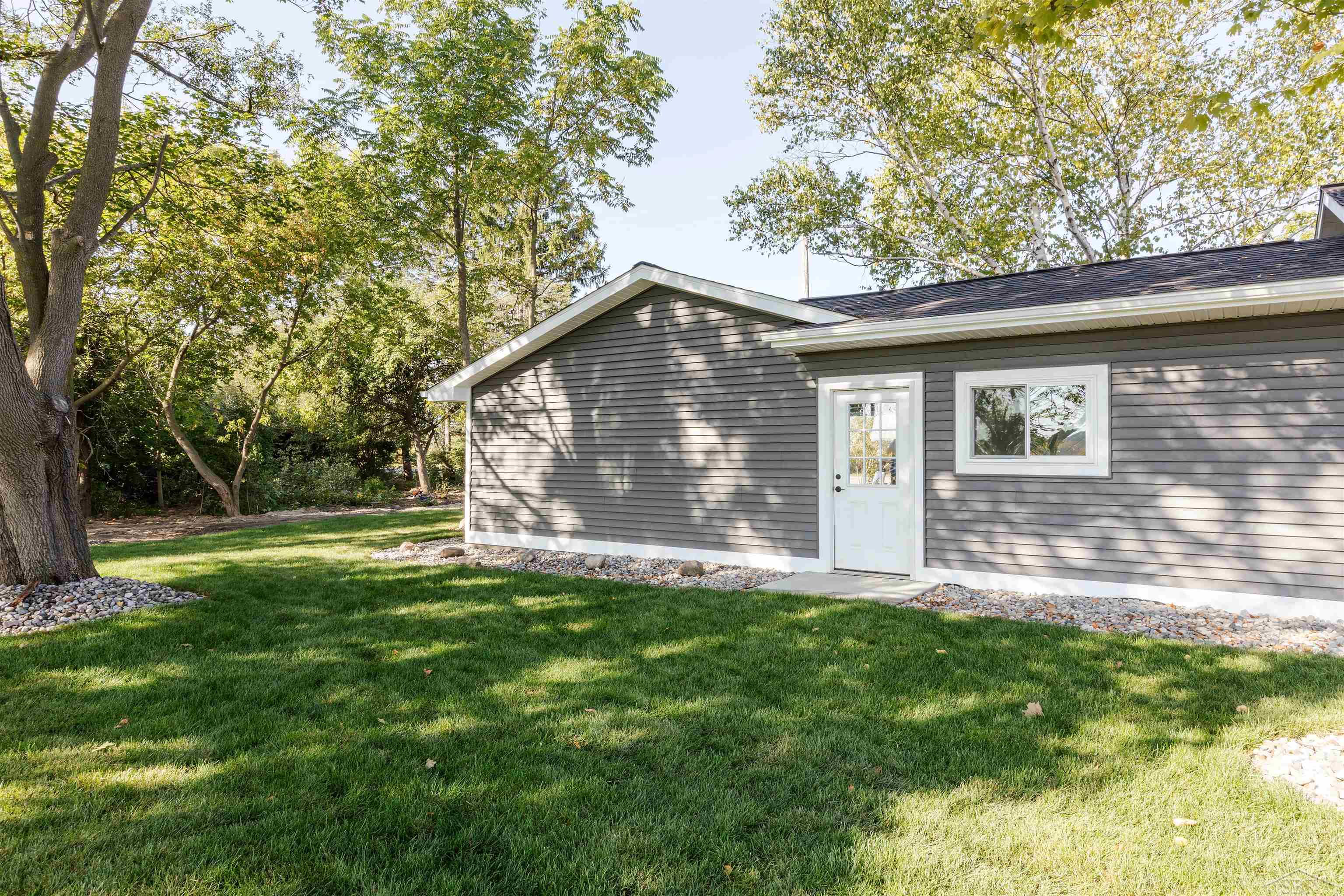 2041 South Carter Road Auburn, MI 48611 - Photo 32 of 36 50184383-76e315c3-e98f-4029-b562-703bdcd5afbe.JPG