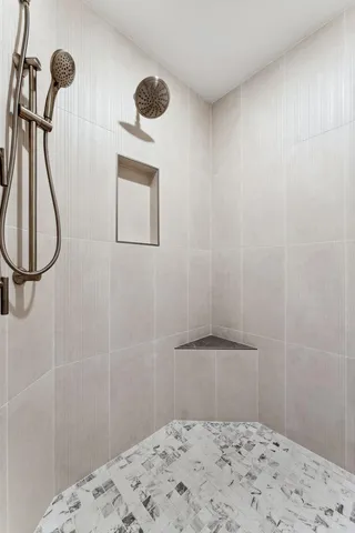 $1,100,000 | 3644 Knightsbridge Ln Lake, Lake Elmo, MN 55042