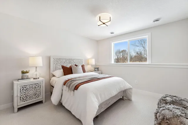 $1,100,000 | 3644 Knightsbridge Ln Lake, Lake Elmo, MN 55042