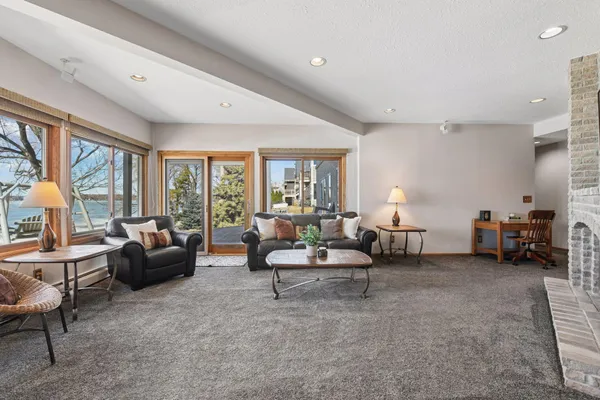 $2,250,000 | 4005 County Road 44, Mound, MN 55364