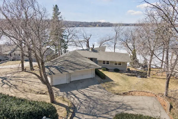 $2,250,000 | 4005 County Road 44, Mound, MN 55364