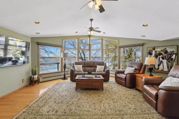 $2,250,000 | 4005 County Road 44, Mound, MN 55364