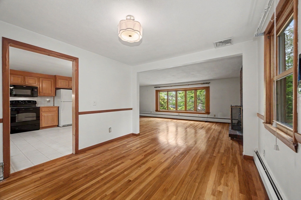 26 Arlington Road Burlington, MA 01803 - Photo 10 of 26