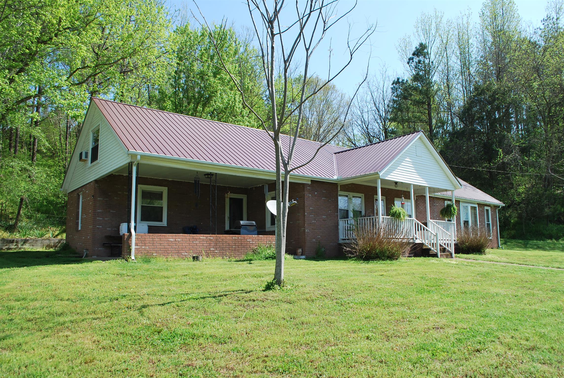 2860 East Beaverdam Road Centerville, TN 37033 - Photo 1 of 30 Gallery Image 1