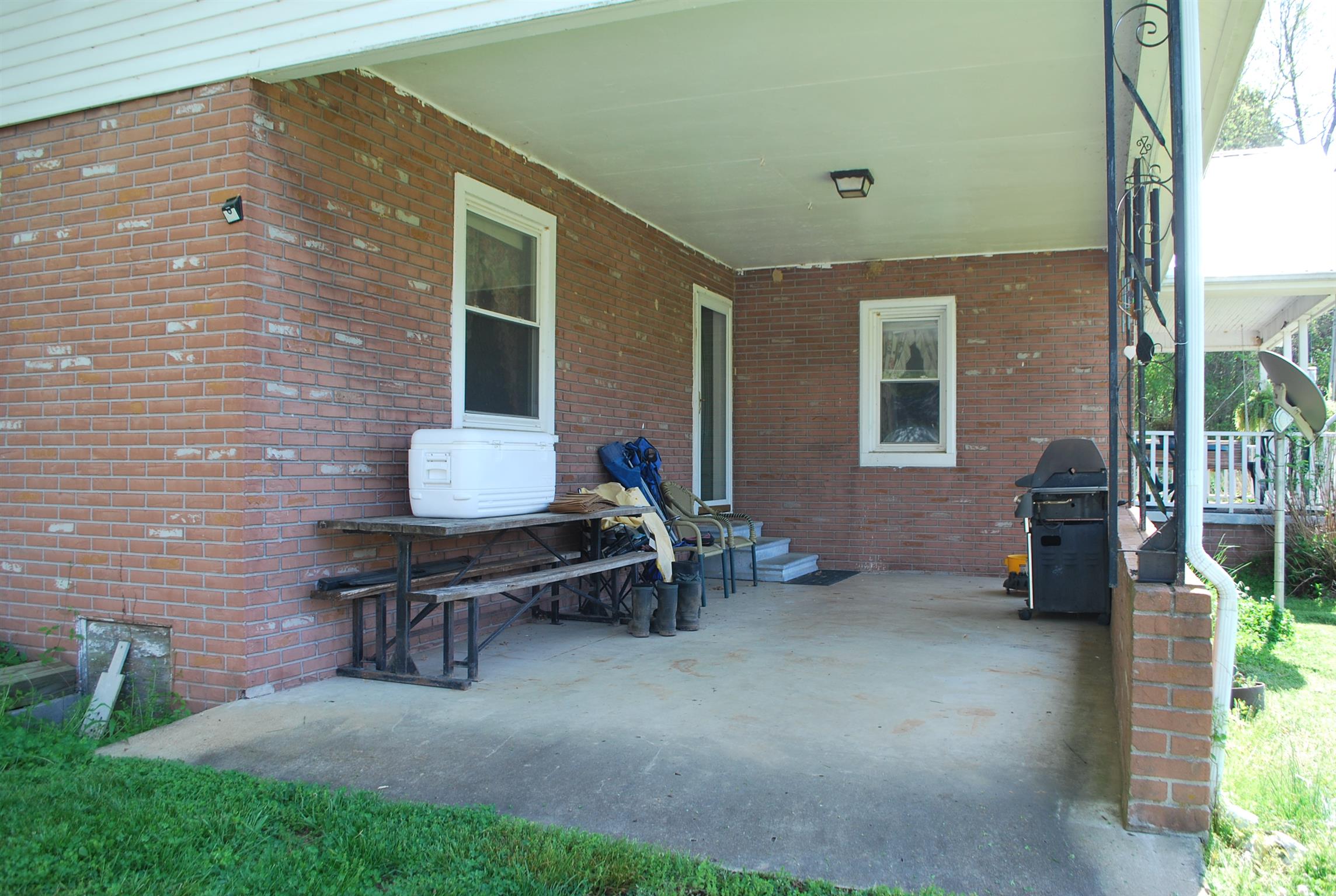 2860 East Beaverdam Road Centerville, TN 37033 - Photo 2 of 30 Gallery Image 2