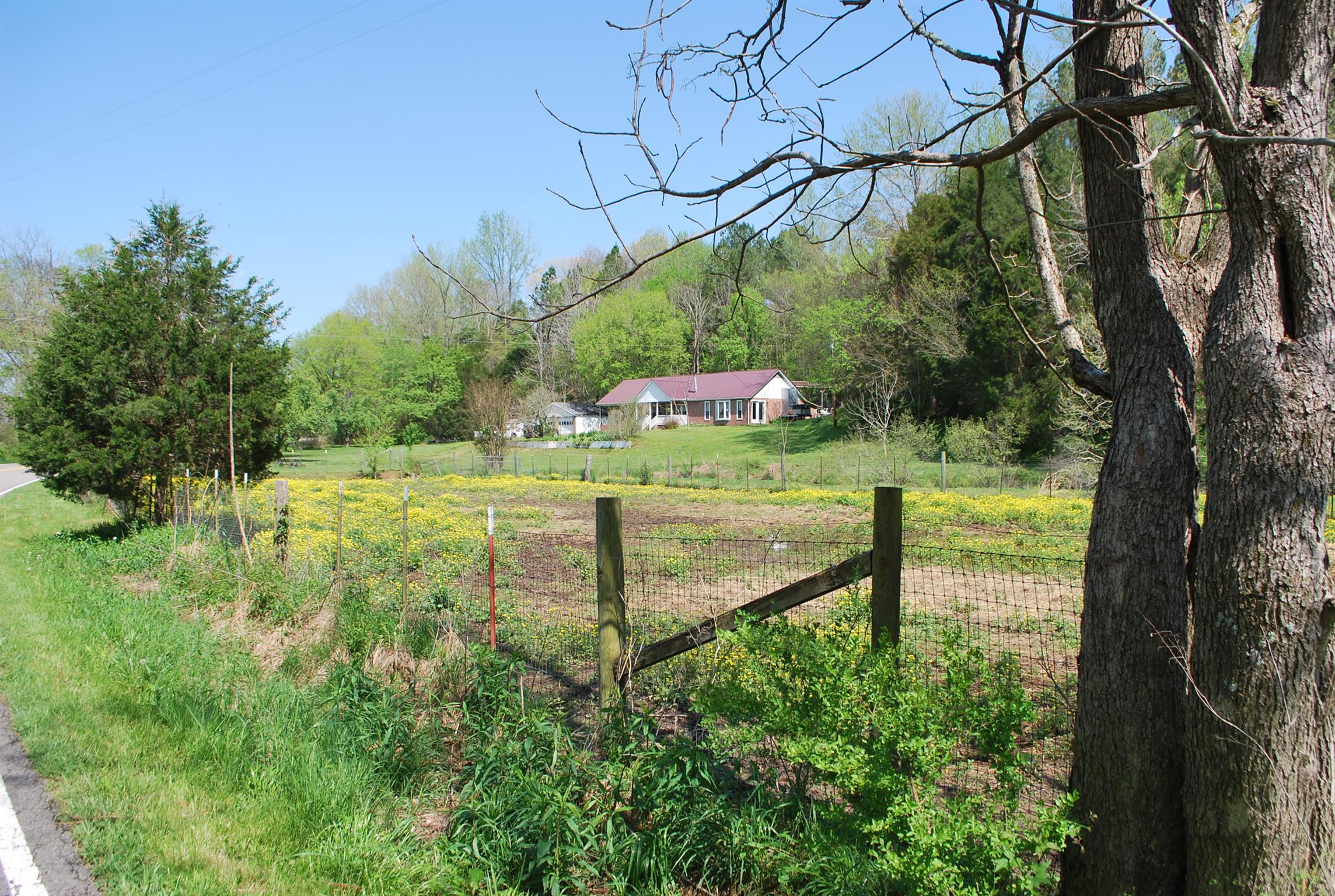 2860 East Beaverdam Road Centerville, TN 37033 - Photo 13 of 30 Gallery Image 13