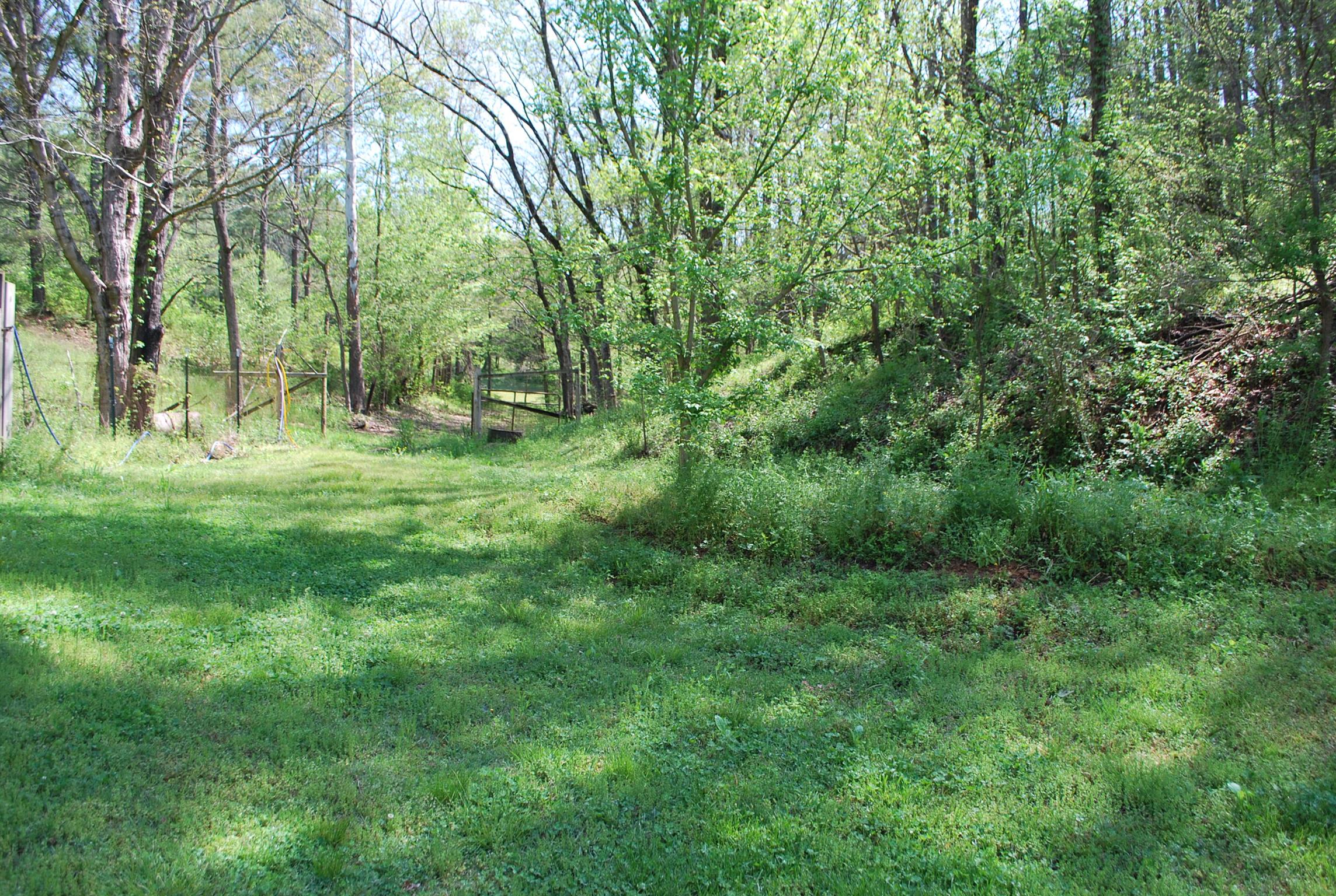 2860 East Beaverdam Road Centerville, TN 37033 - Photo 19 of 30 Gallery Image 19