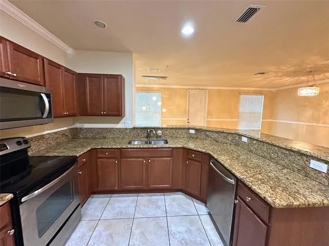 a view of a livingroom with a bathroom