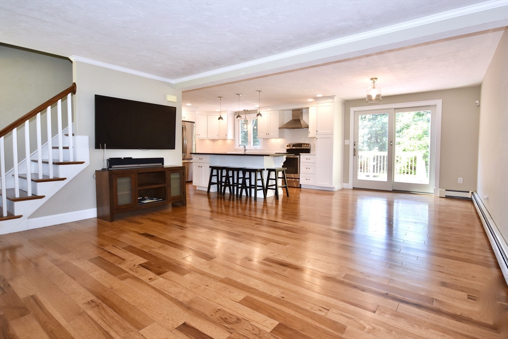 16 Deer Run Road Kingston, MA 02364 - Photo 5 of 27