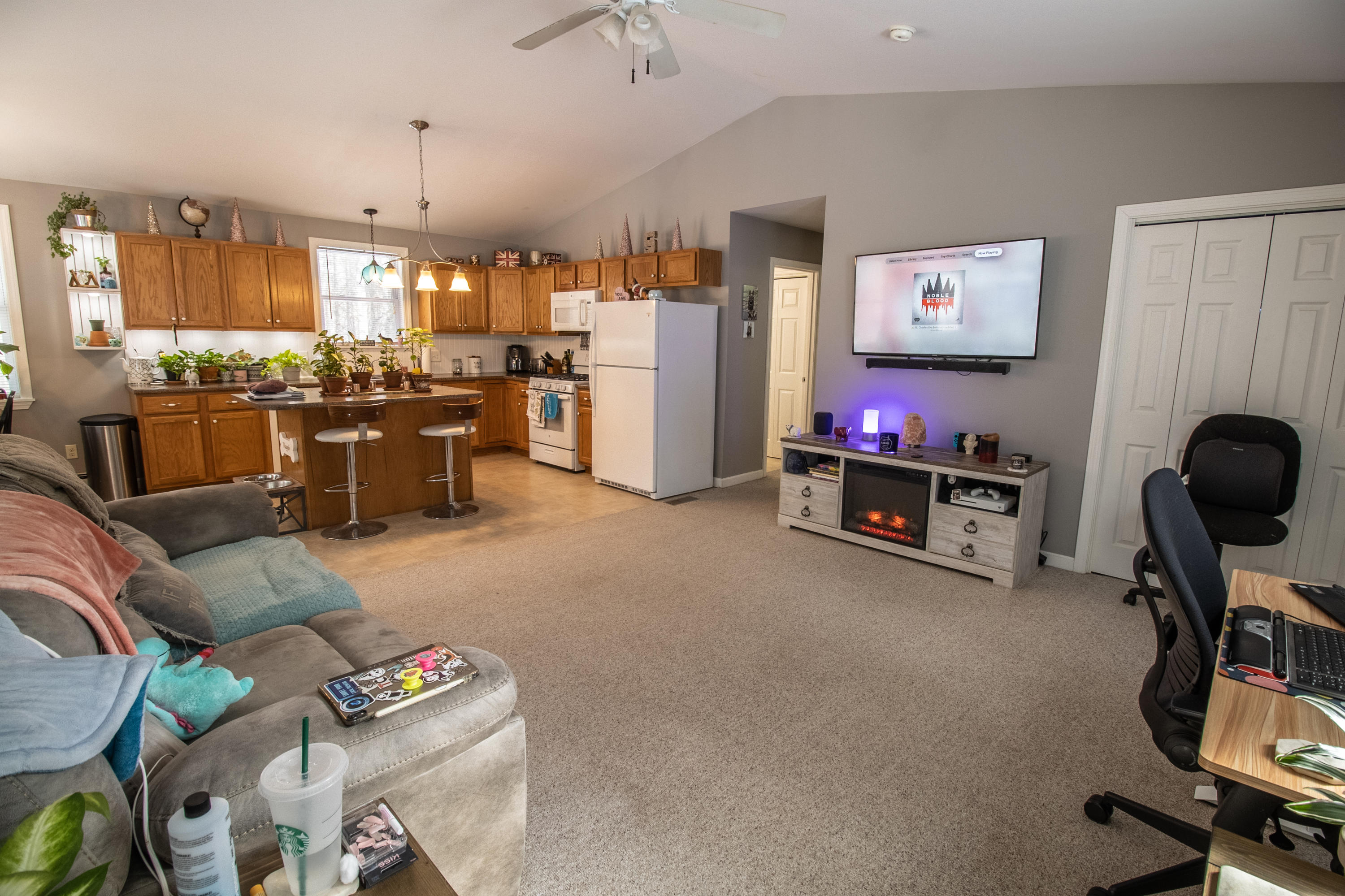 221 Rayville Road Otisfield, ME 04270 - Photo 11 of 37 221 Rayville-19