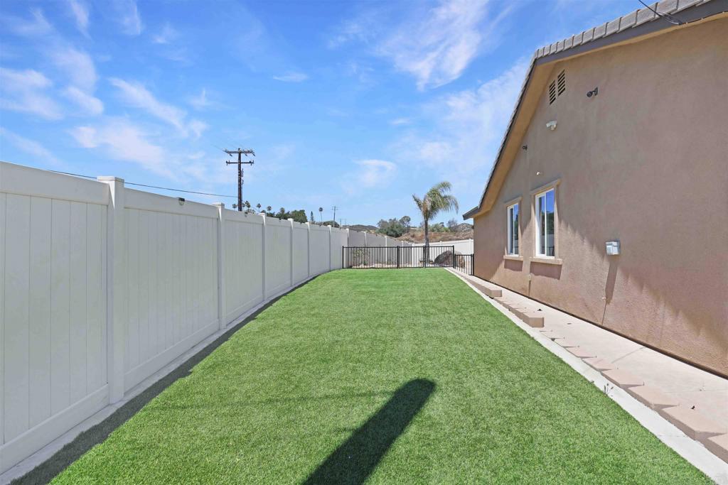 33577 Daily Road Menifee, CA 92584 - Photo 32 of 65