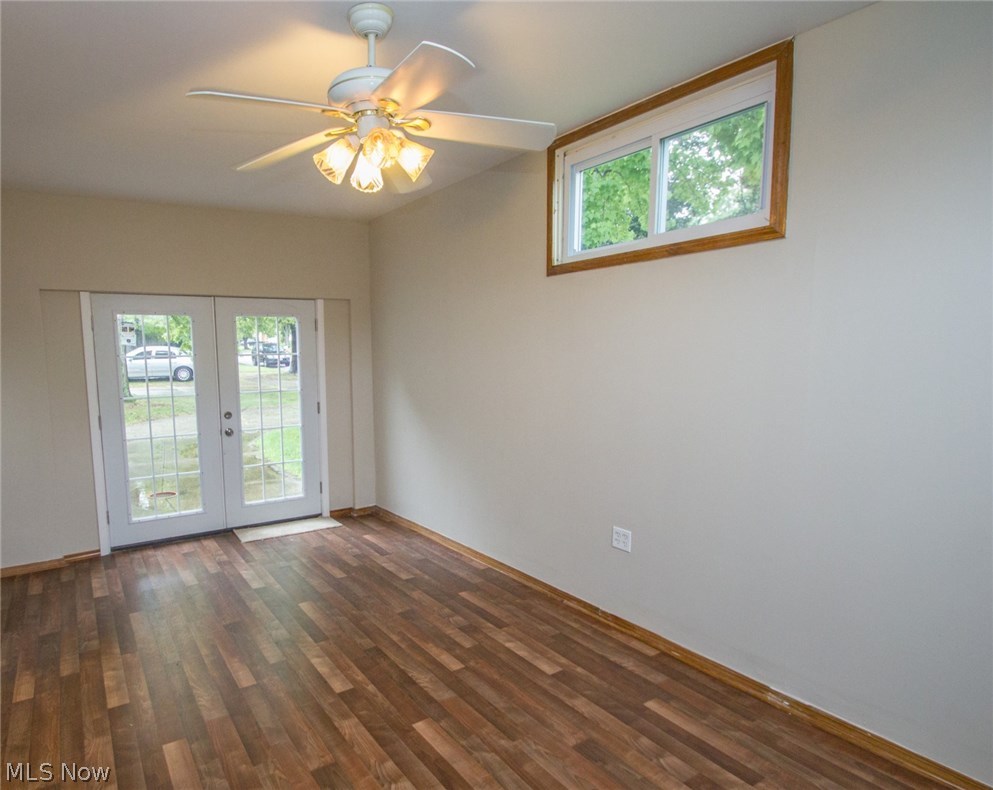 10571 Snow Road Parma Heights, OH 44130 - Photo 10 of 25 Family room with patio access