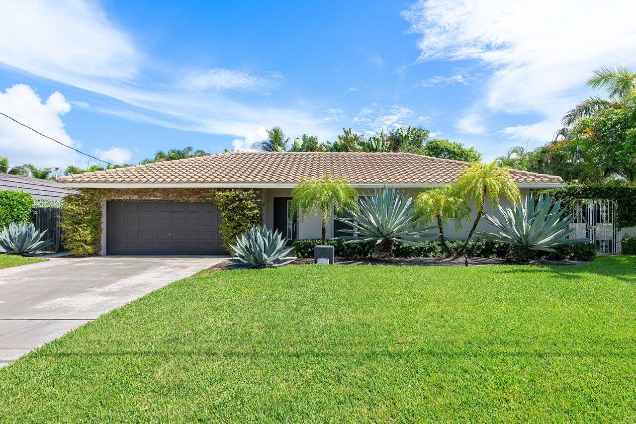 001-855BerkleyStreet-BocaRaton-FL-33487-