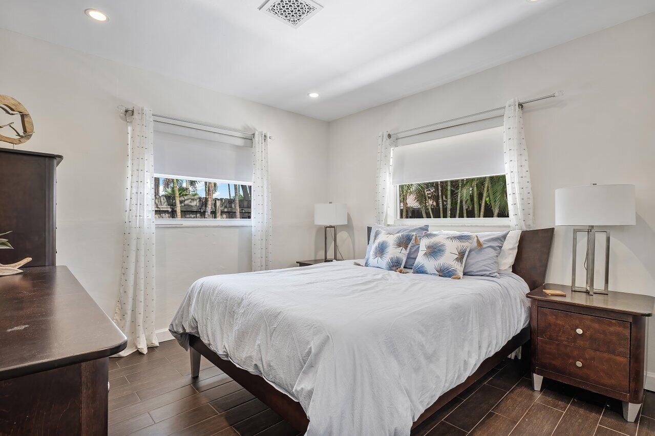 855 Berkley Street Boca Raton, FL 33487 - Photo 19 of 48 019-855BerkleyStreet-BocaRaton-FL-33487-