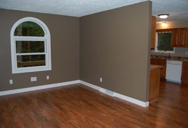 6864 Valley Road Honor, MI 49640 - Photo 4 of 28 1805459-3.JPG