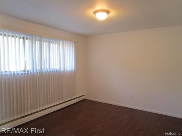 3330 Greenfield Road, Unit 20 Royal Oak, MI 48073 - Photo 4 of 11