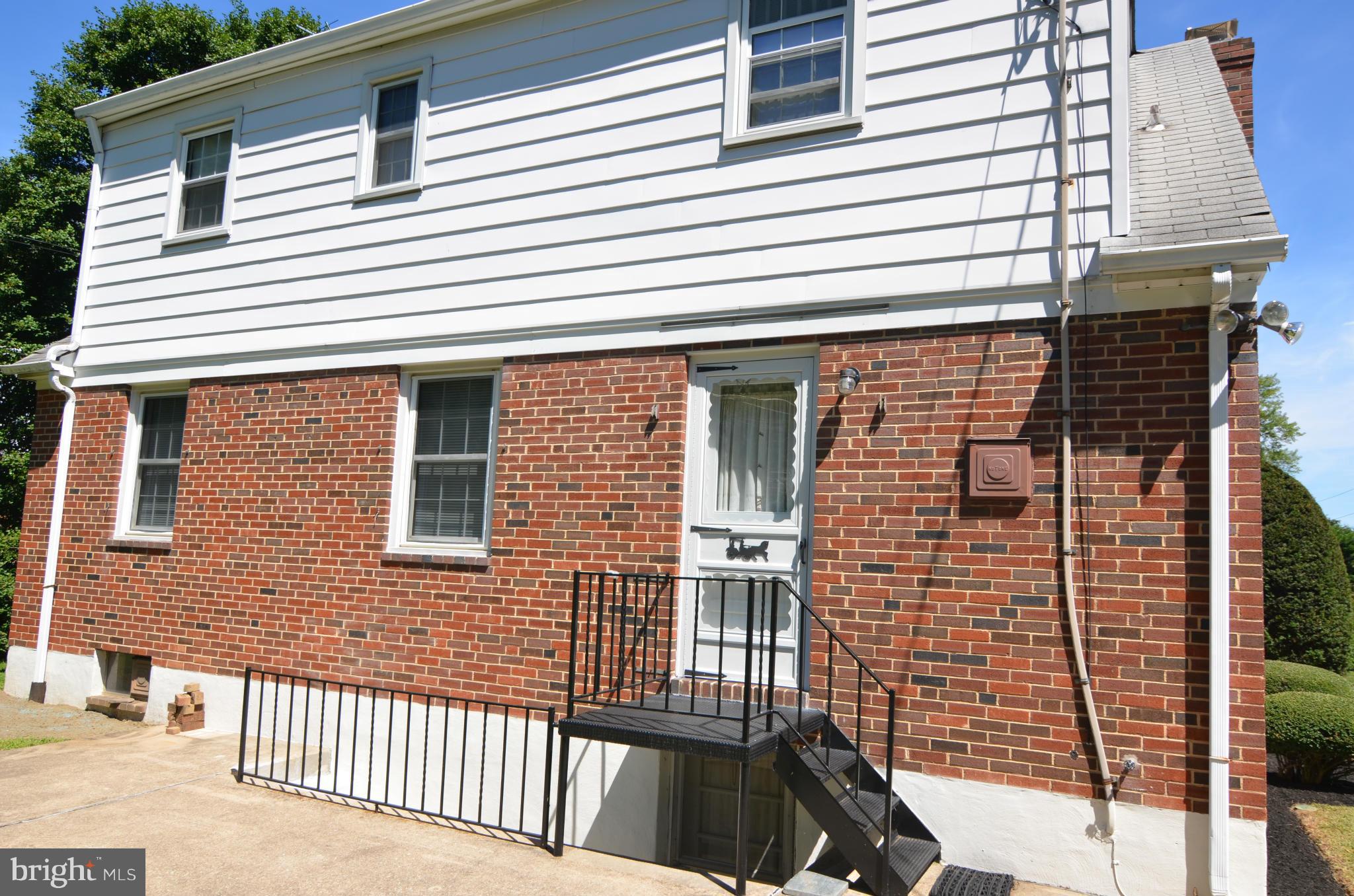 2826 Munster Road Baltimore, MD 21234 - Photo 5 of 23 Exterior (Rear)