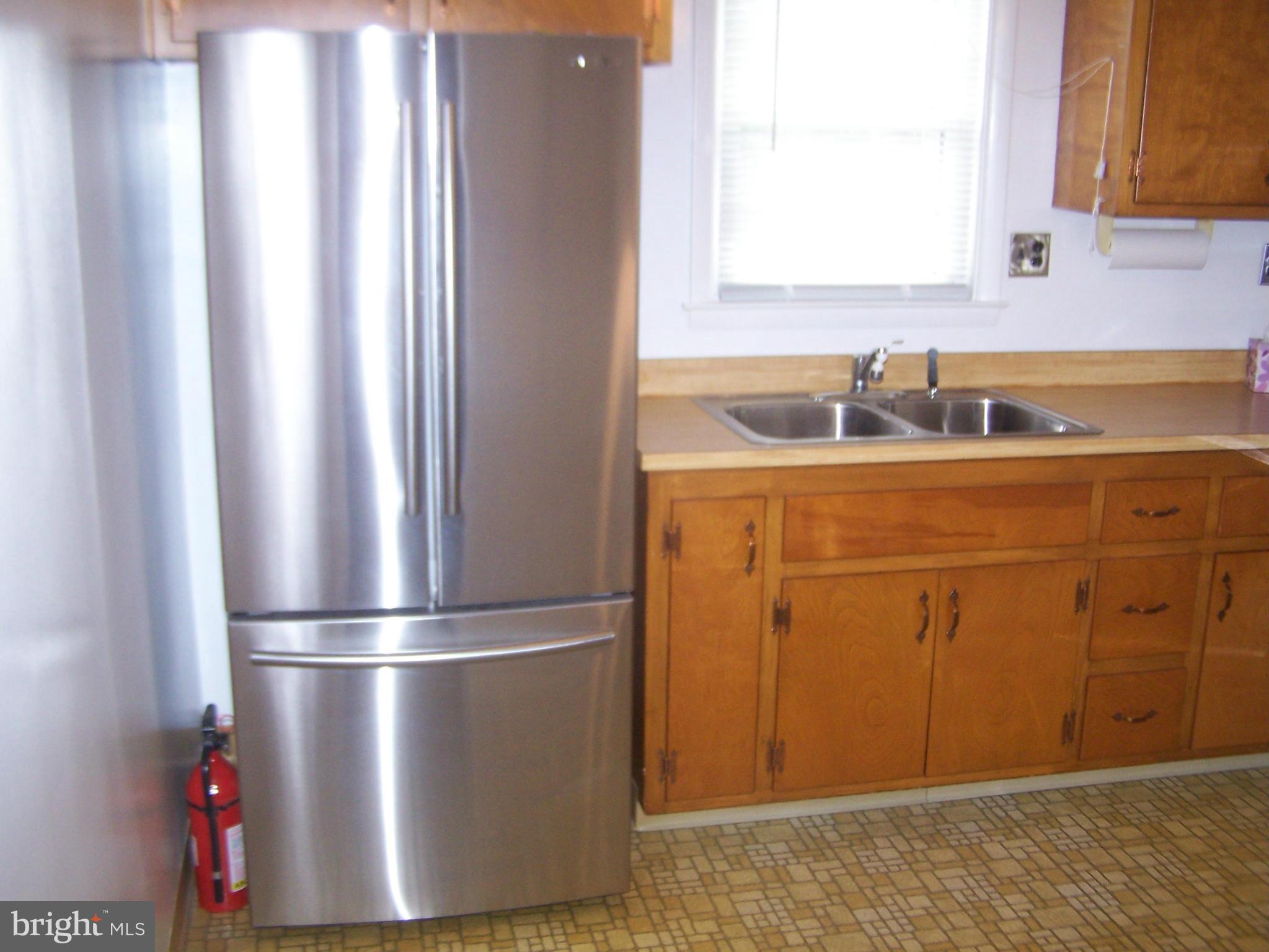 2826 Munster Road Baltimore, MD 21234 - Photo 10 of 23 Kitchen