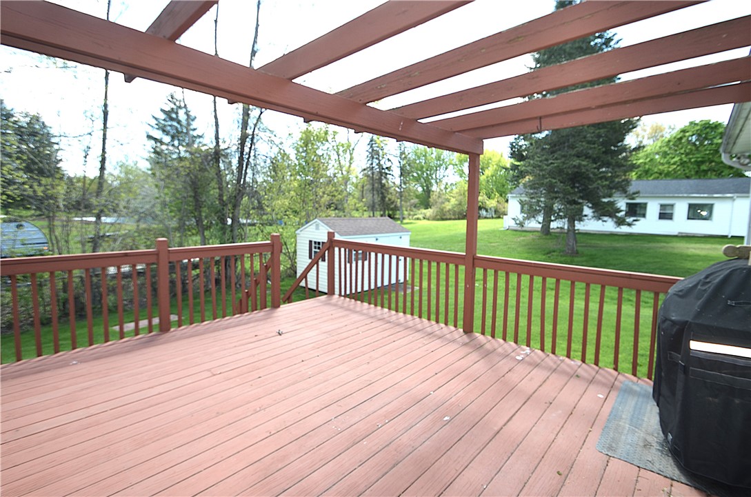 940 Elmgrove Road Gates, NY 14624 - Photo 16 of 18