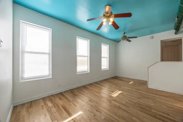 $1,800 | 3248 West 25th Street, Unit 2, Chicago, IL 60623