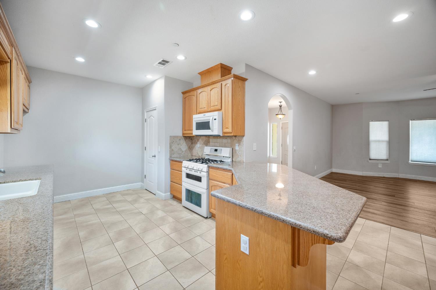 4530 Maximus Road Denair, CA 95316 - Photo 11 of 31