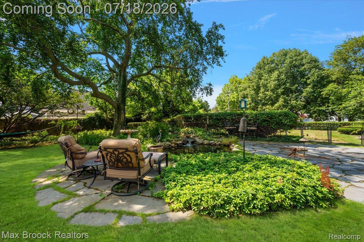 294 Lincoln Road Grosse Pointe, MI 48230 - Photo 62 of 84 View of backyard from patio