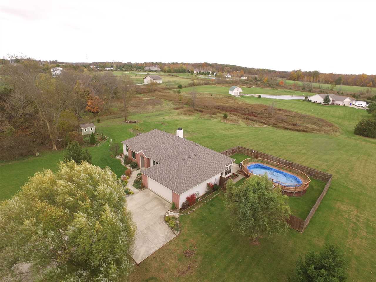 3714 North County Line Road East Huntertown, IN 46748 - Photo 3 of 34