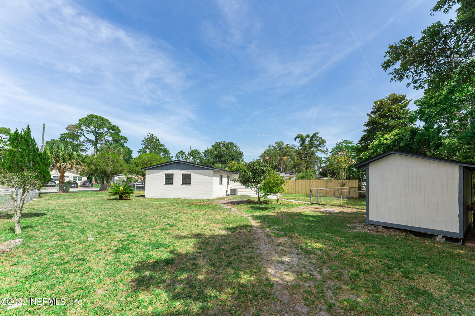 3506 Claridge Road East Jacksonville, FL 32250 - Photo 21 of 25 Large Yard