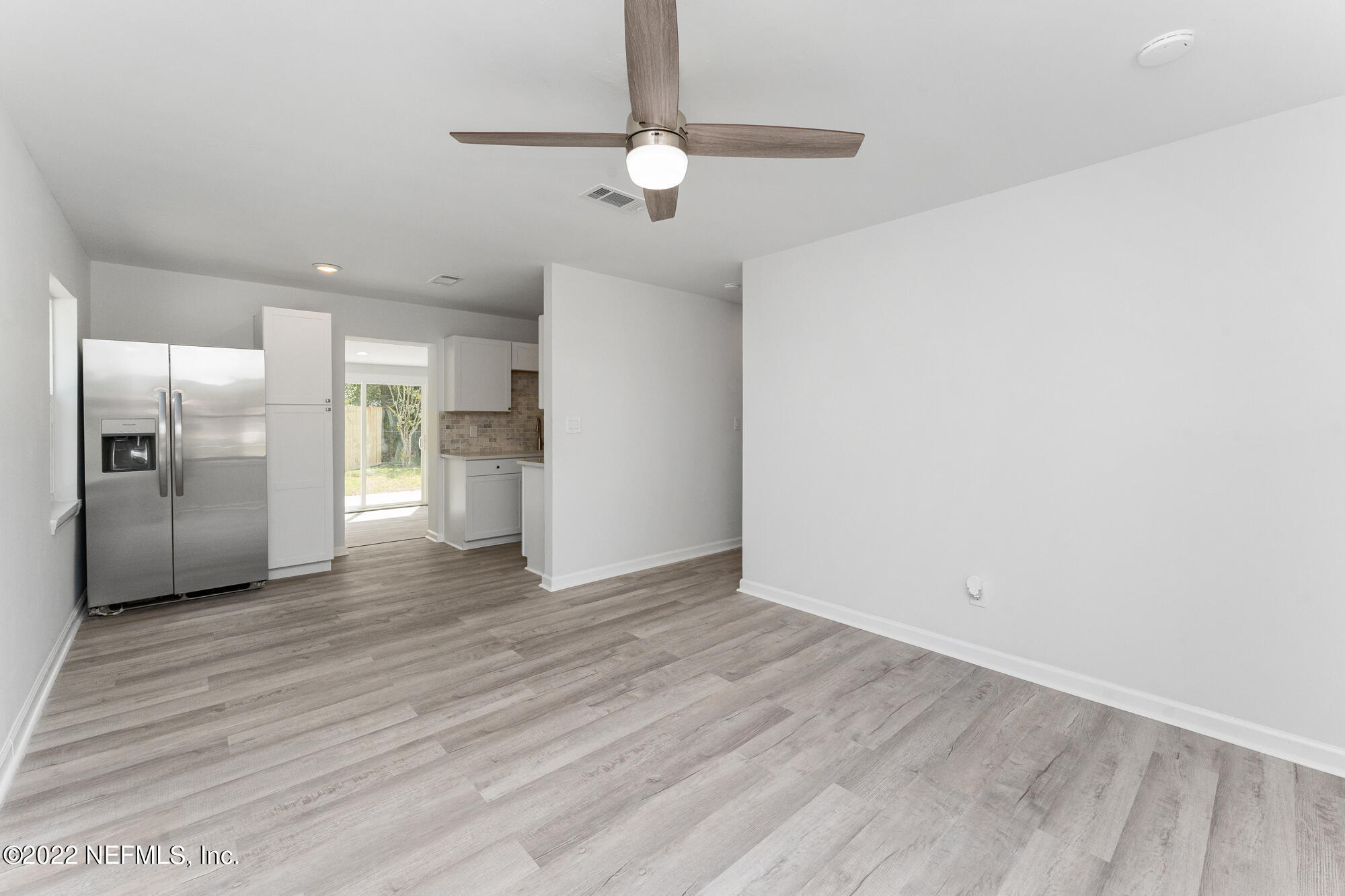 3506 Claridge Road East Jacksonville, FL 32250 - Photo 5 of 25 Living Room Open to Kitchen