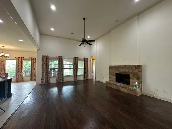 $5,500 | 906 Madison Fork Drive, Lakeway, TX 78738