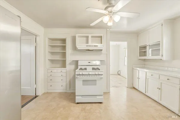$950,000 | 852 Western Avenue, Petaluma, CA 94952