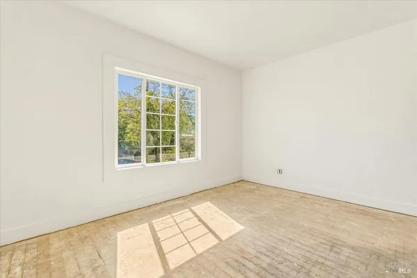 $950,000 | 852 Western Avenue, Petaluma, CA 94952