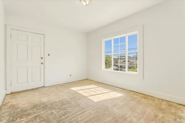 $950,000 | 852 Western Avenue, Petaluma, CA 94952