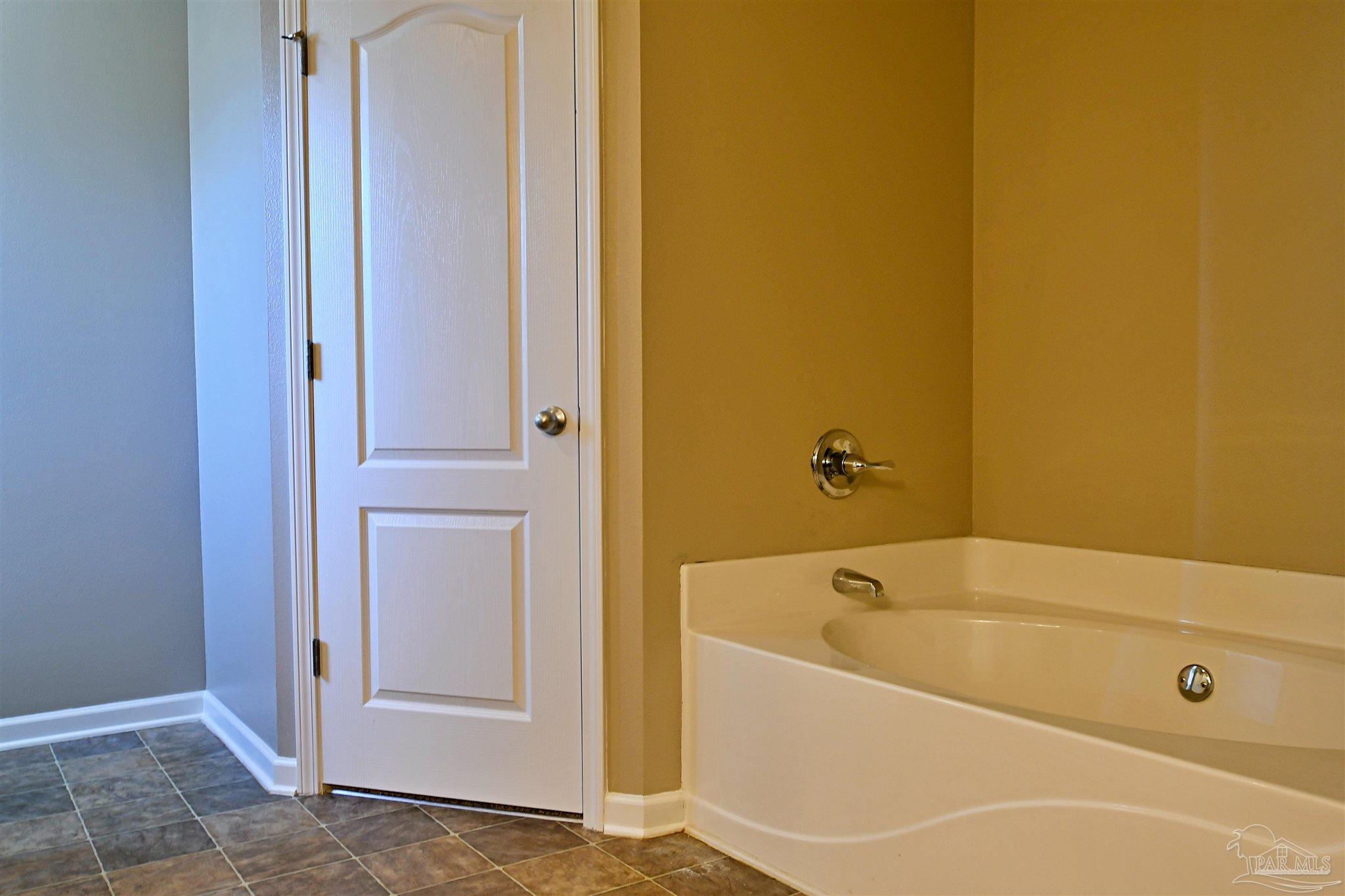 2120 Liberty Loop Road Cantonment, FL 32533 - Photo 8 of 18