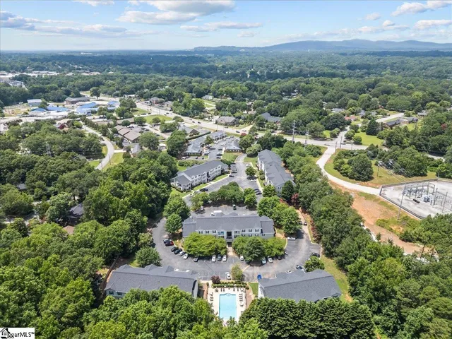 $209,900 | 222 McKenna Circle, Greenville, SC 29615