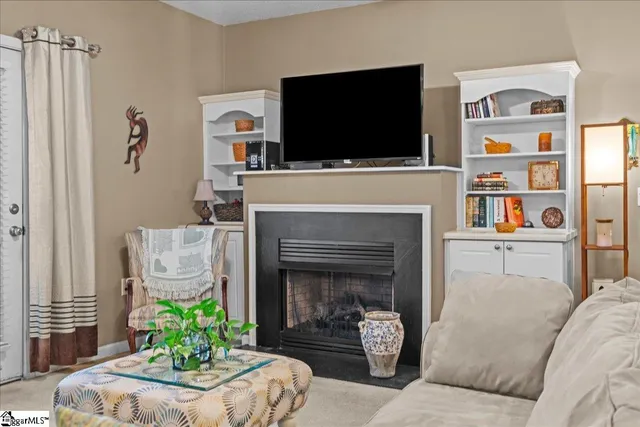 $209,900 | 222 McKenna Circle, Greenville, SC 29615