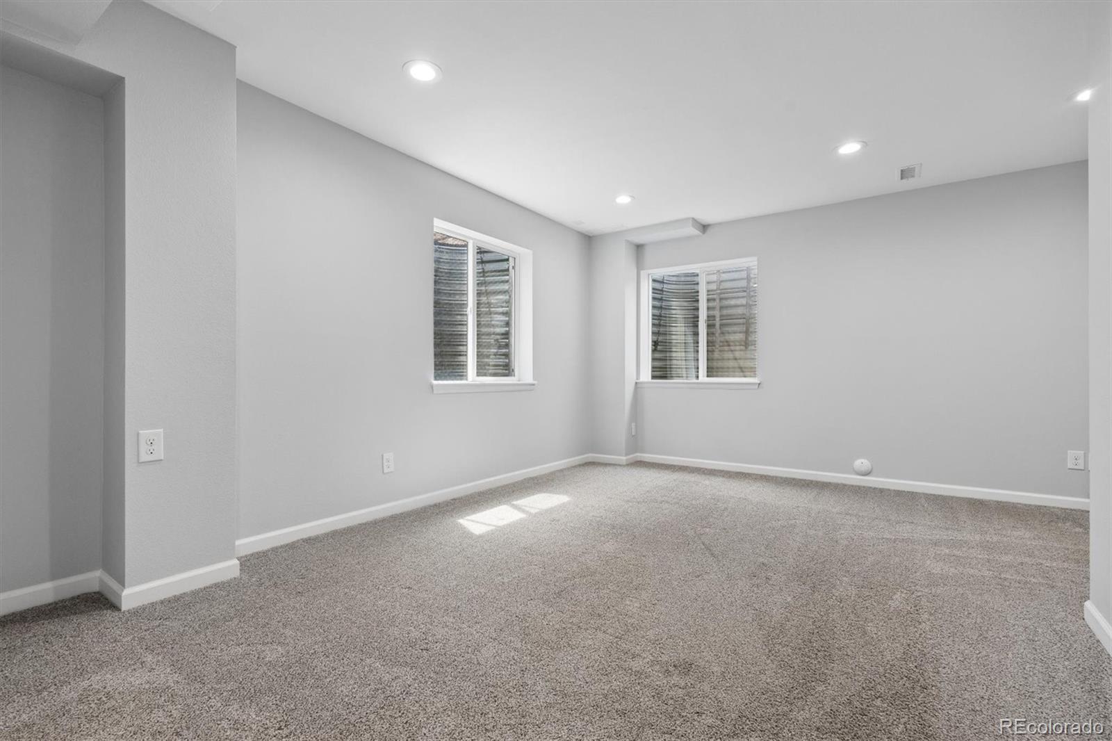 3937 Garnet Way Highlands Ranch, CO 80126 - Photo 26 of 45