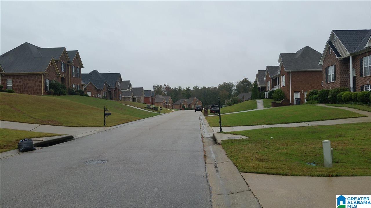 4739 Thornhill Road Gardendale, AL 35071 - Photo 11 of 37