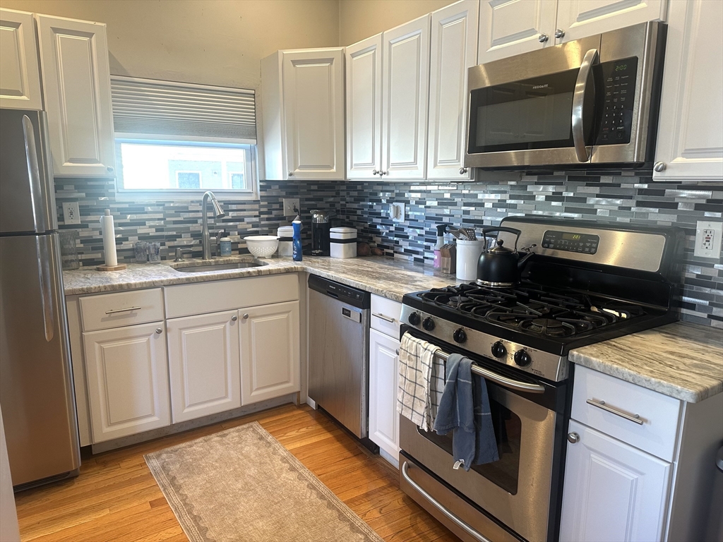 423 East 3rd Street, Unit 1 Boston, MA 02127 - Photo 2 of 10
