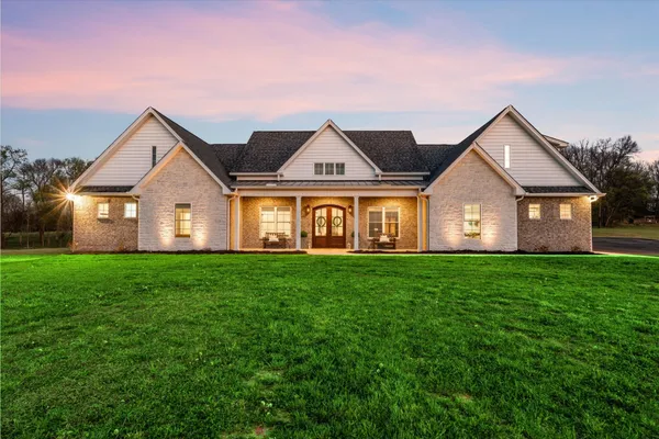 $1,600,000 | 4057 Calista Road, Cross Plains, TN 37049
