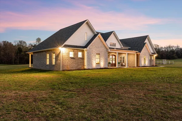 $1,600,000 | 4057 Calista Road, Cross Plains, TN 37049
