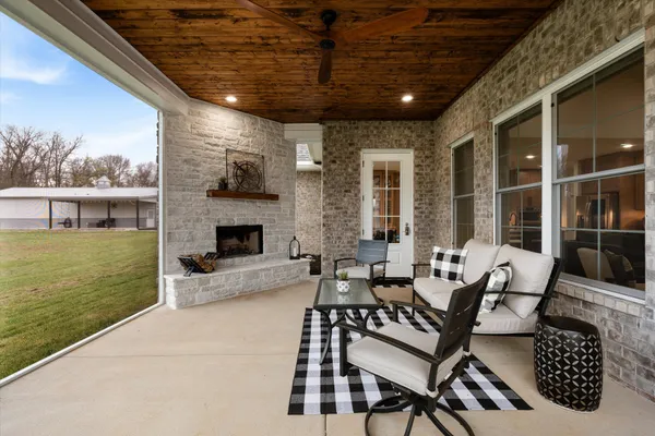 $1,600,000 | 4057 Calista Road, Cross Plains, TN 37049