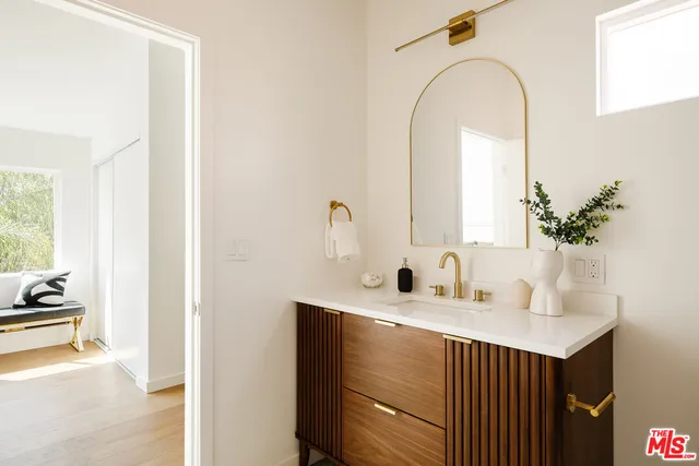 $1,249,000 | 4879 Hartwick Street, Eagle Rock, CA 90041